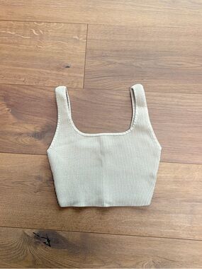 Aritzia Ribbed Cream Sculpt Knit Tank